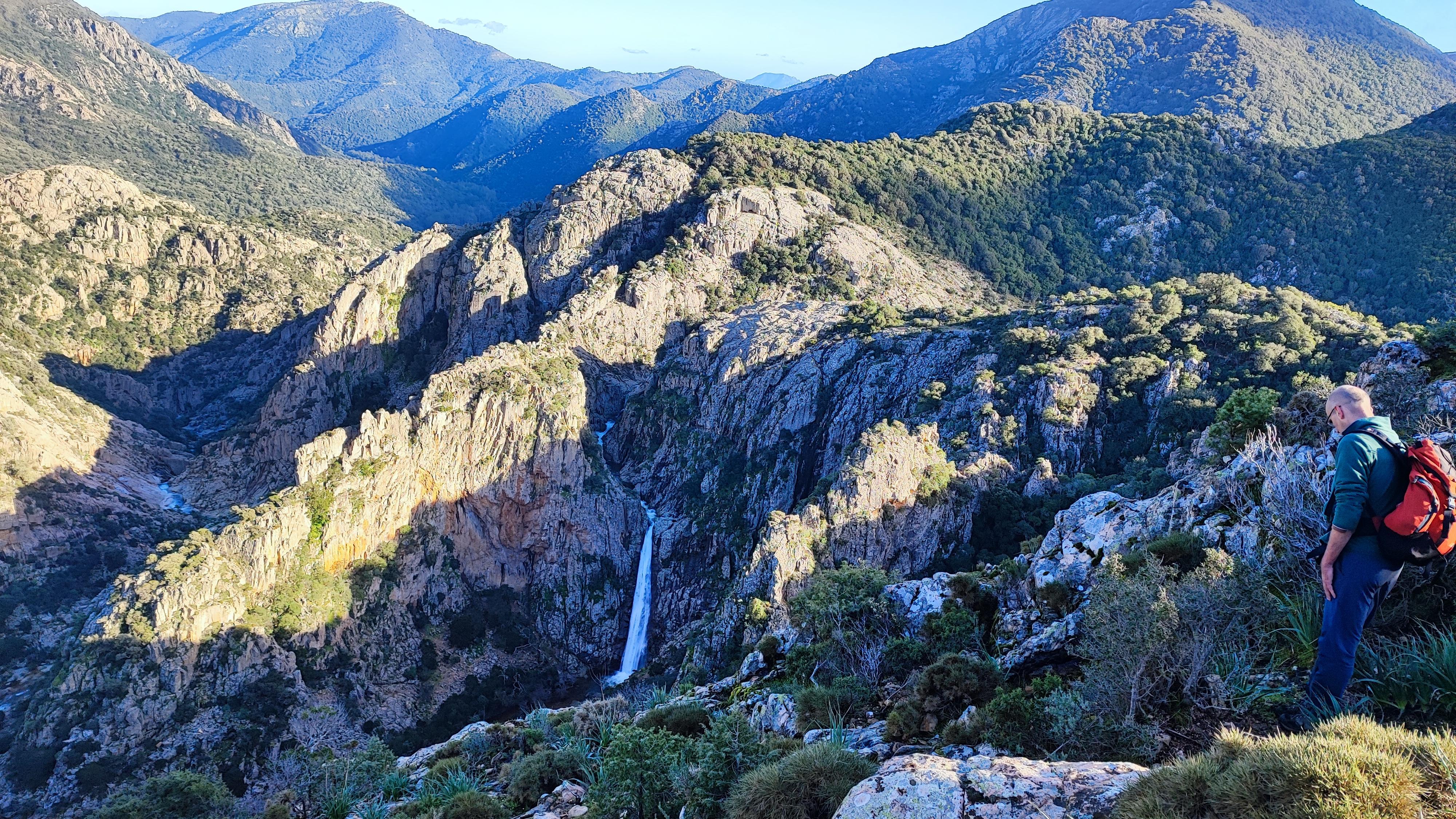 Cascata piscina Irgas - panorama