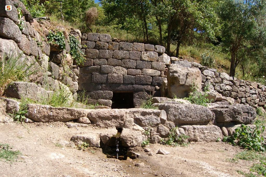 Bonorva, fonte di Su Lumarzu