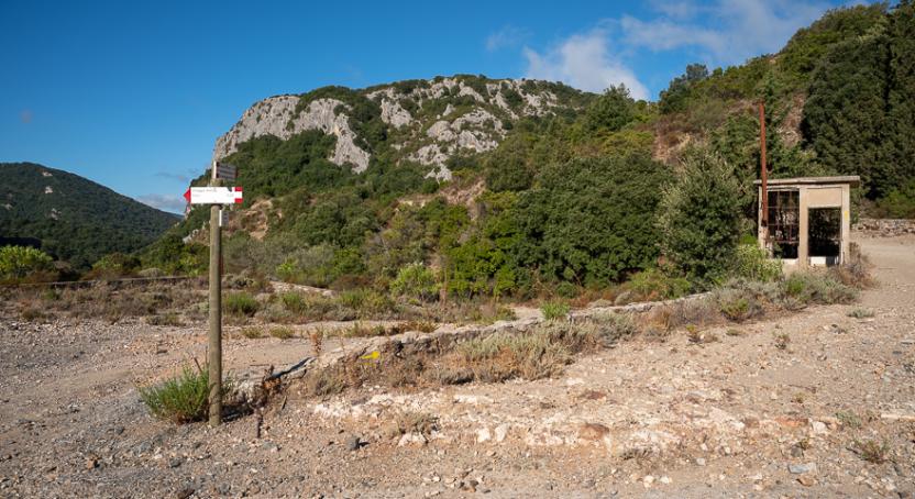 (332 start) La stazione del peso di Arenas.jpg