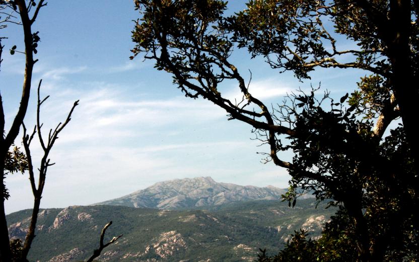 Marganai, panorama verso il massiccio del Monte Linas