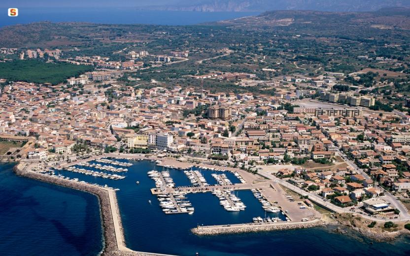 Veduta aerea della marina di Portoscuso