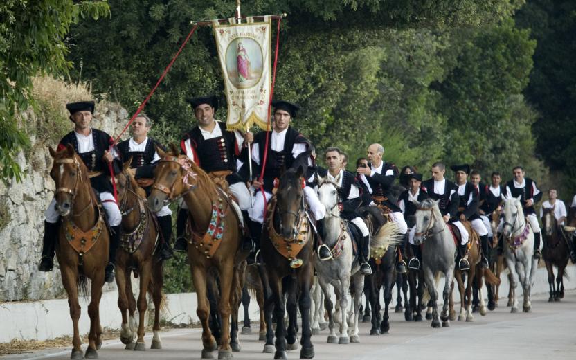 Villagrande Strisaili, processione di Santa Barbara