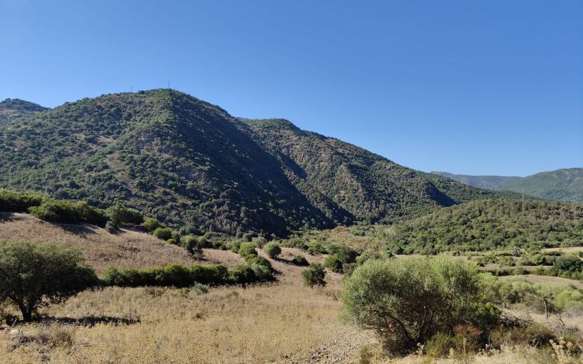 Panorama lungo il sentiero 410 - Armungia
