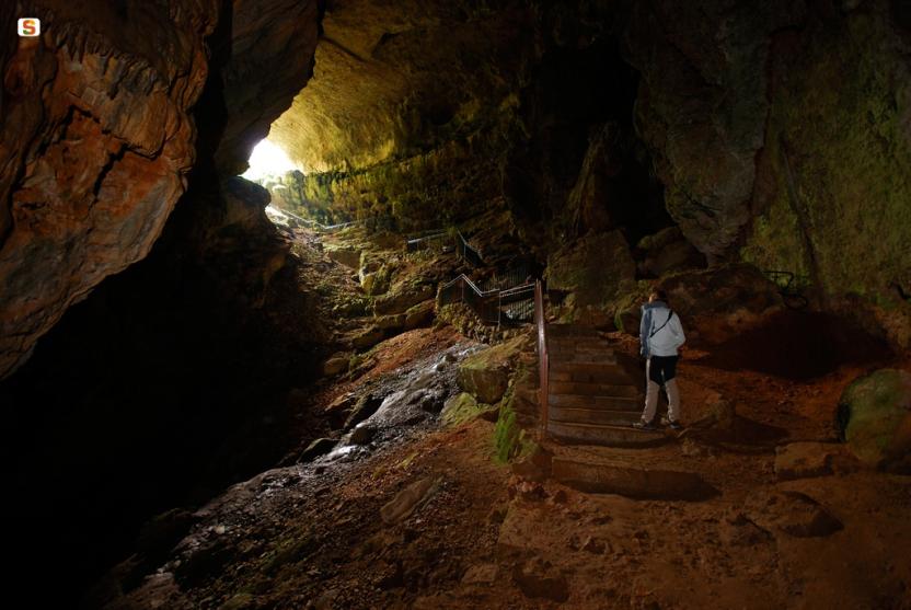 Ulassai, Grotte di Su Marmuri.jpg