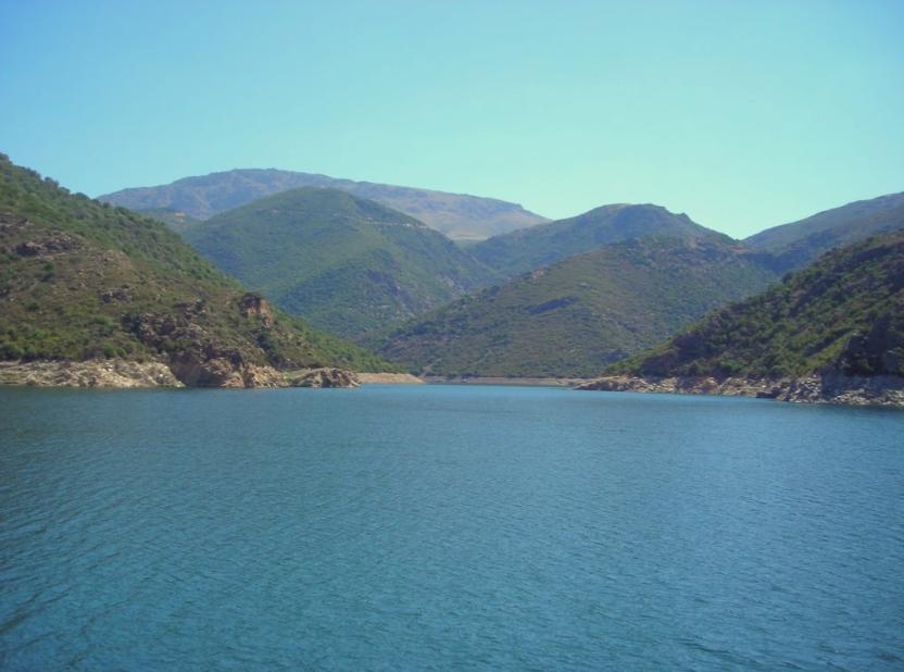 flumendosa lago.jpg