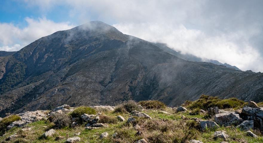 La cresta e Punta Perda de sa Mesa
