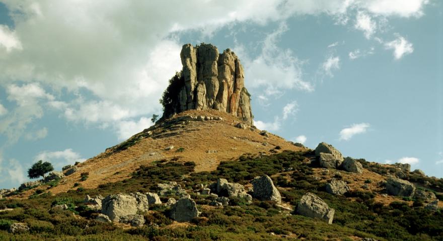 Perda 'e Liana, primo piano del monumento naturale Perda 'e Liana, primo piano del monumento naturale