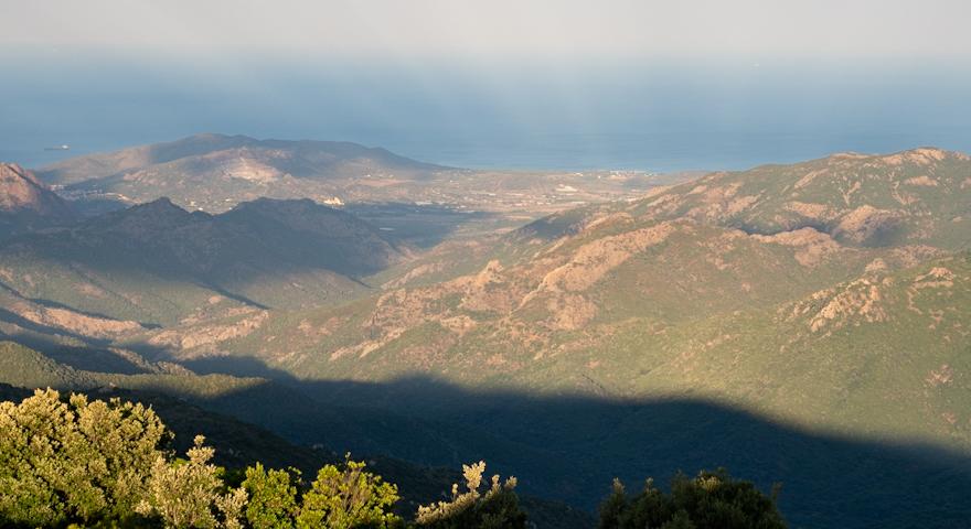 La zona dell’escursione vista da Monte Maxia