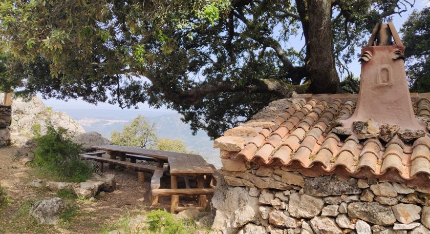 area di sosta Tuones