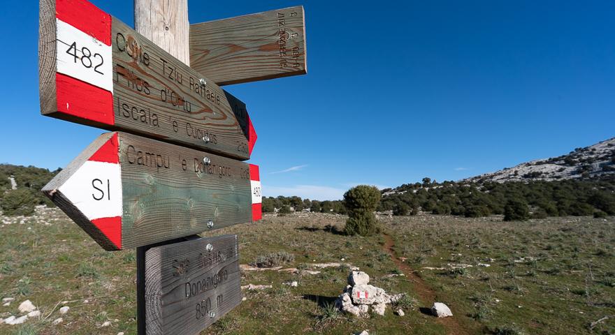 Incrocio in località Costits de Donianigoro