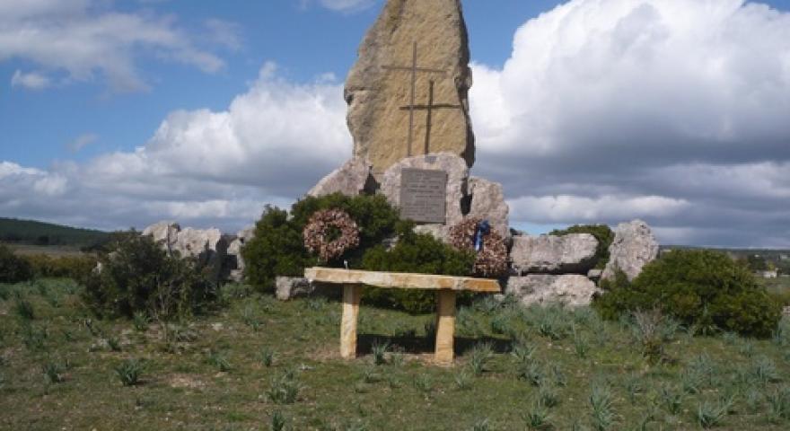 Laconi, monumento ai Quattro Aviatori Laconi, monumento ai Quattro Aviatori