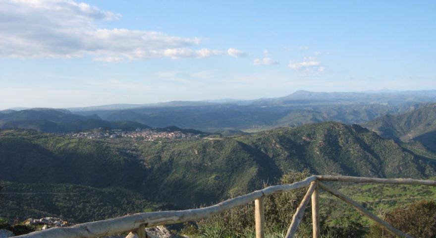 Villasalto, panorama dal Belvedere su Pardu