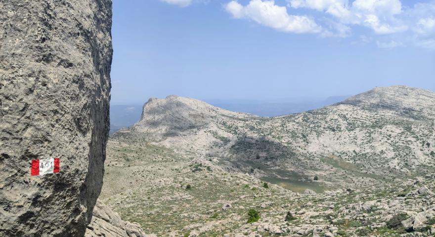 lo sconfinato paesaggio del Supramonte tra Pradu e Punta Corrasi.jpg lo sconfinato paesaggio del Supramonte tra Pradu e Punta Corrasi.jpg