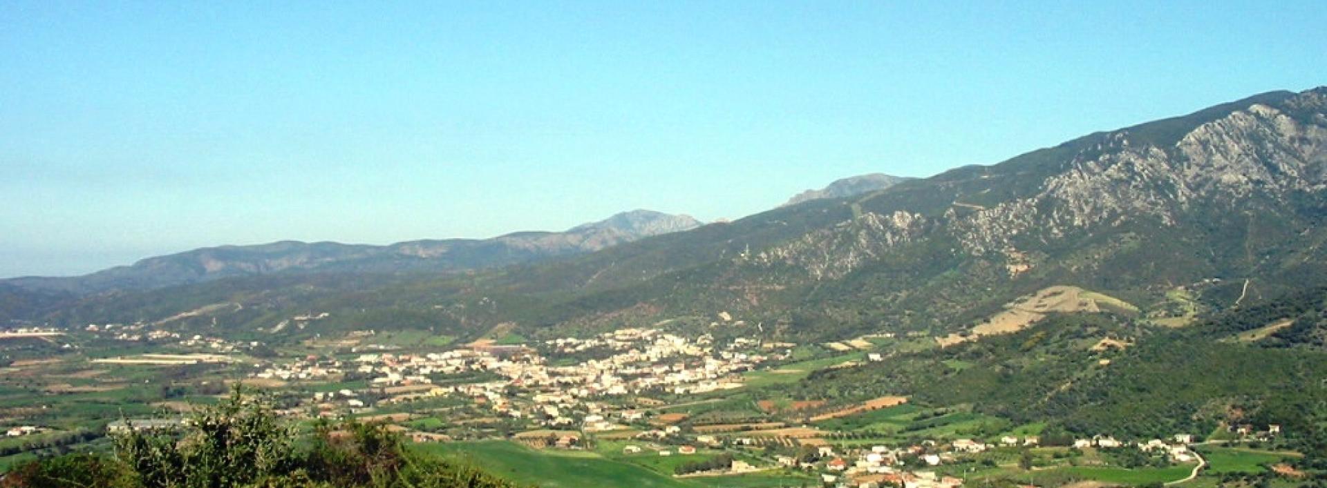 Nuxis, panorama da Pranedda