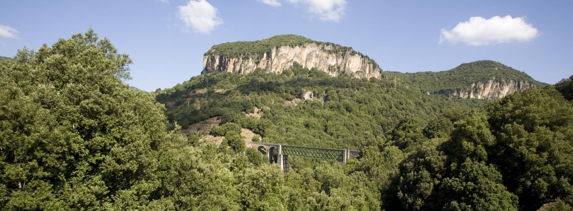Montarbu e il Ponte di san Girolamo