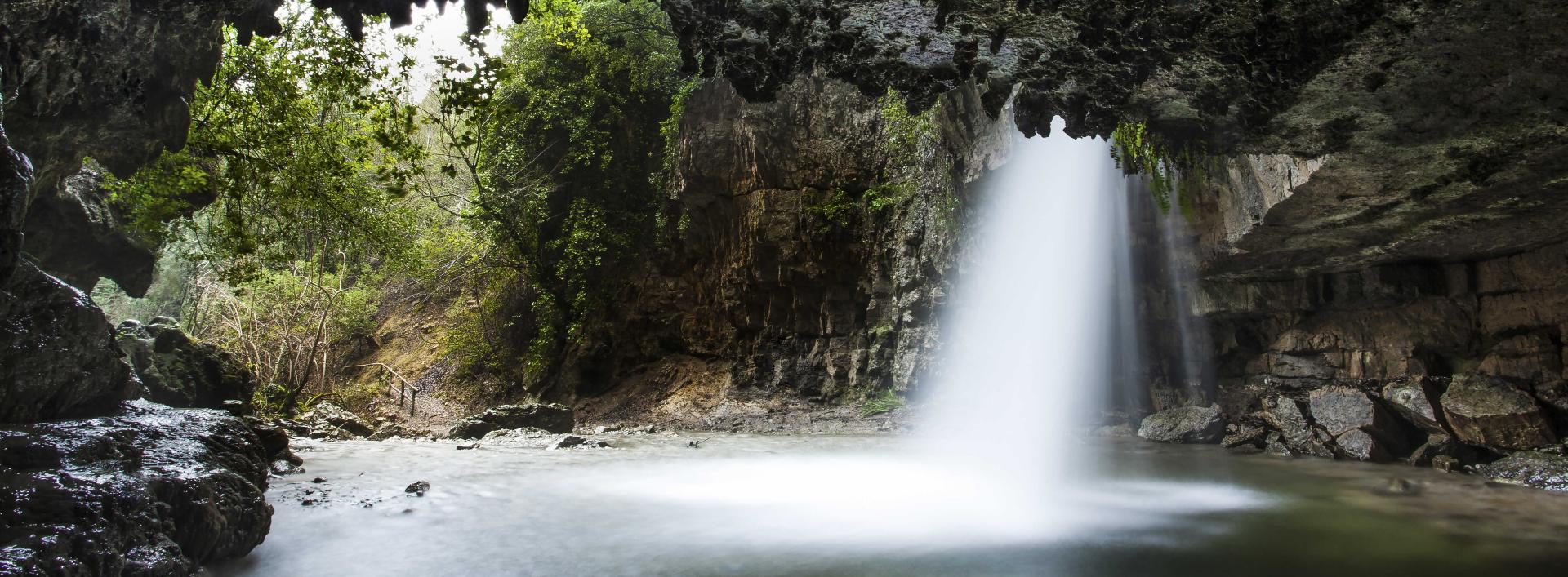 Cascata su stampu de su turrunu, Sadali, Seulo