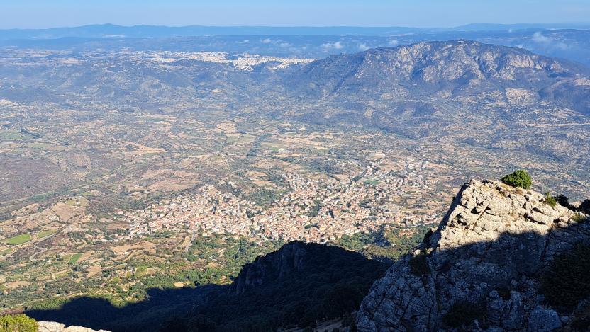 Oliena vista da Pradu